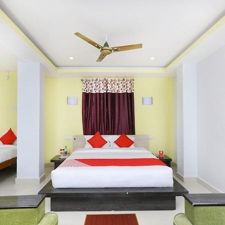 Sai Golden Rooms Tirupati Kültér fotó