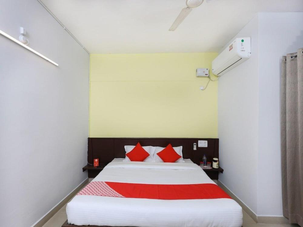 Sai Golden Rooms Tirupati Kültér fotó